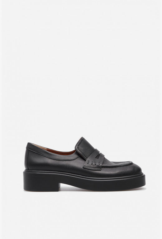 Alen black loafers