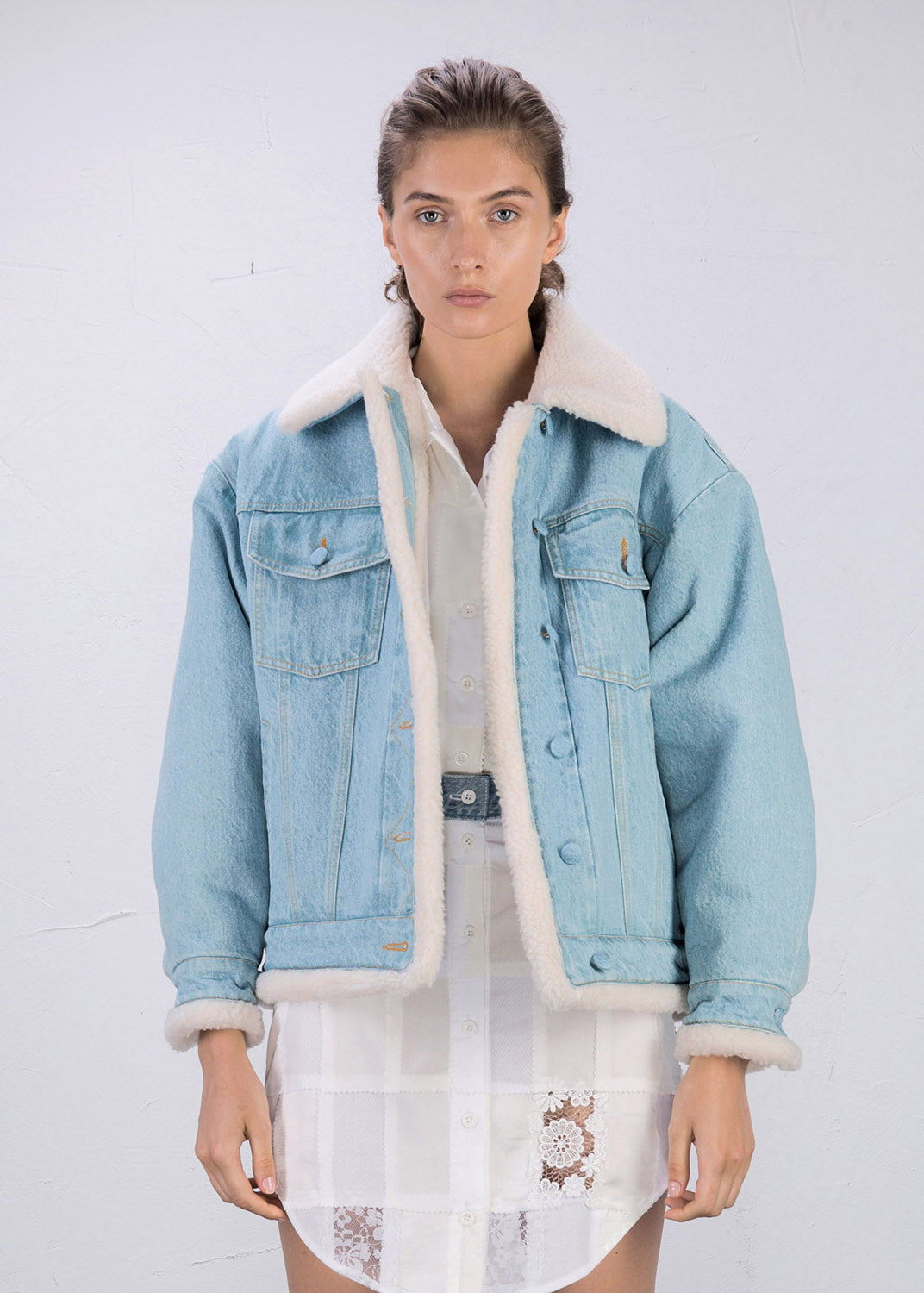 Denim jacket with fur